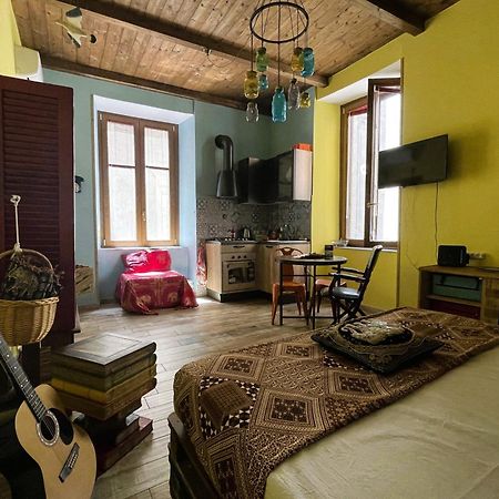 Famme Sta Cuiete Appartamento Napoli Centro Екстериор снимка